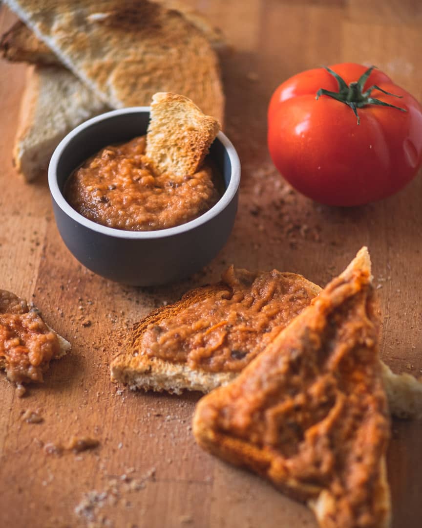 Compoté de tomates et d’aubergines